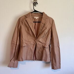 NWT Tan vegan leather blazer from the brand Rosevelvet in a size medium
